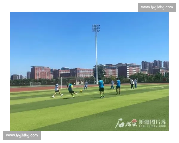 米娜瓦尔寄语喀什杯青少年足球赛：以绿茵为桥，共筑团结梦想